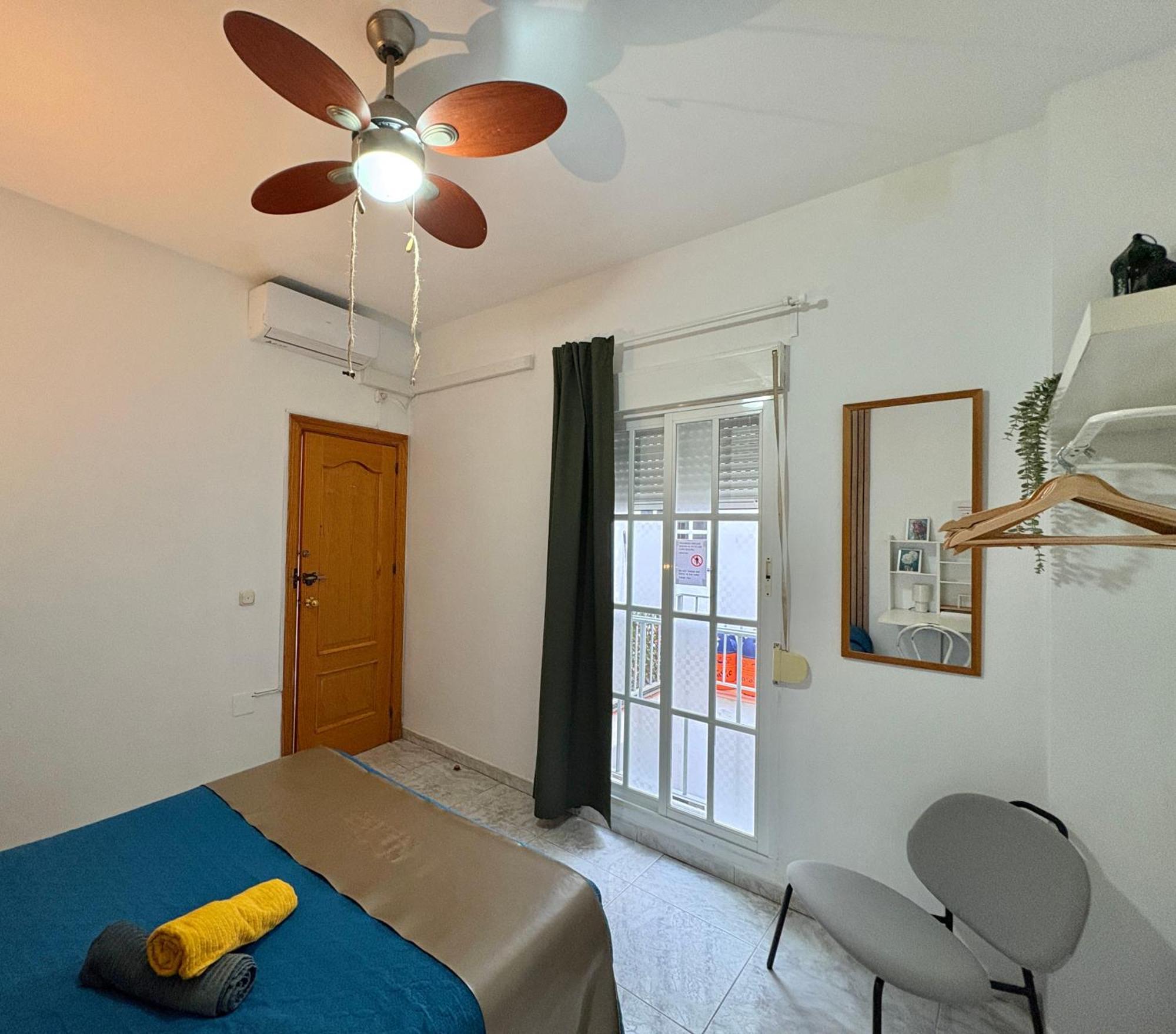 מאלגה Habitacion En Calle Molino מראה חיצוני תמונה